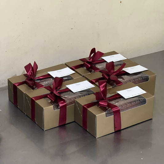 BOX, RIBBON & CUSTOMIZED GIFT TAG (ADD-ON)